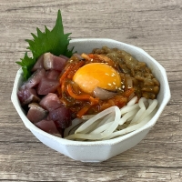 カツオいかキム丼