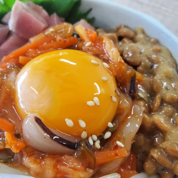 カツオいかキム丼