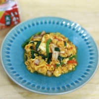 いかキムチのニラ玉炒め