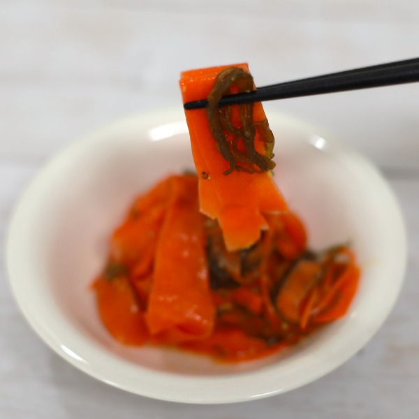 味付もずく三杯酢のキャロットラペ